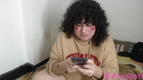 Snapshot of alice_psilocybe_sabina420 chatting on April 24, 7:33 am Alicia Aldara online show from April 24, 7:33 am