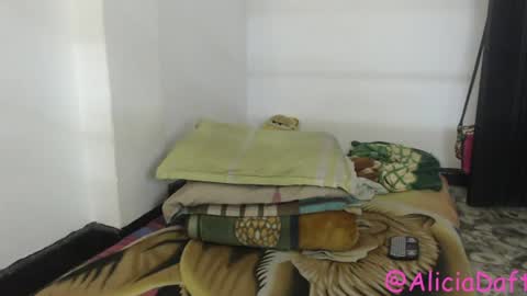 Snapshot of alice_psilocybe_sabina420 chatting on July 12, 2:52 pm Alicia Aldara online show from July 12, 2:52 pm