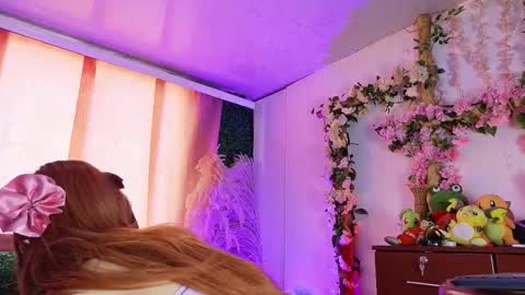 alice_randyy online show from February 22, 2:26 pm