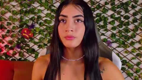 alice_rous21 online show from October 26, 7:20 pm