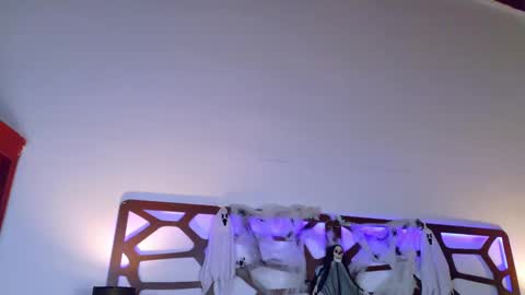 alice_rous21 online show from October 30, 2:07 pm