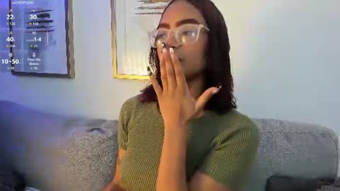 alice_simmons online show from July 6, 12:46 pm