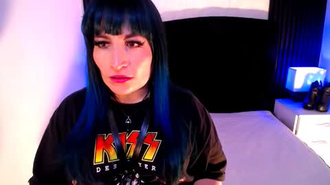 Alice online show from February 3, 7:08 pm