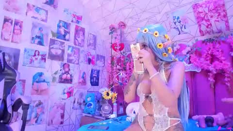     online show from February 2, 10:19 pm