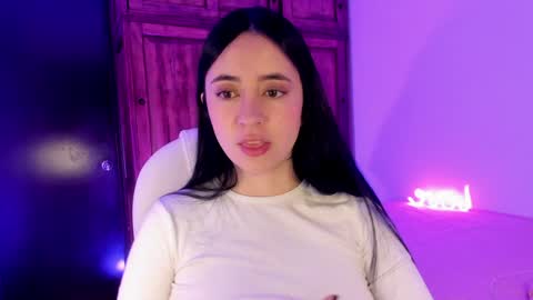 Aliceee  ..   97YP9VWGZHrefnav wishlist lists 1 online show from February 3, 7:52 pm