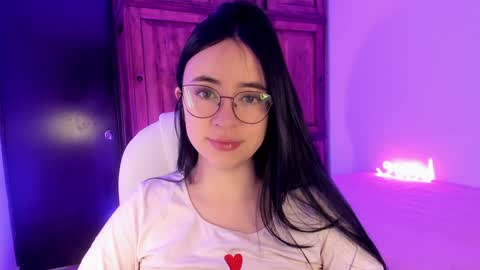 Aliceee  ..   97YP9VWGZHrefnav wishlist lists 1 online show from February 5, 4:36 pm