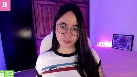 Aliceee  ..   97YP9VWGZHrefnav wishlist lists 1 online show from January 7, 4:09 pm