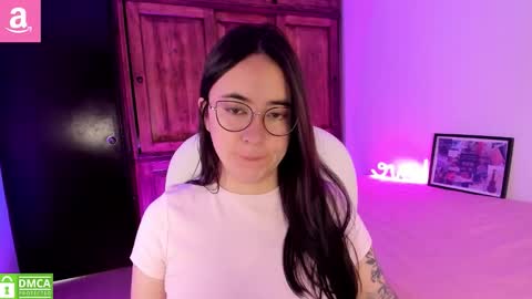 Aliceee  ..   97YP9VWGZHrefnav wishlist lists 1 online show from January 8, 6:10 pm