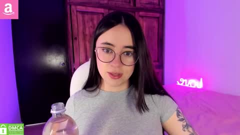 Aliceee  ..   97YP9VWGZHrefnav wishlist lists 1 online show from February 11, 6:35 pm