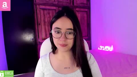 Aliceee  ..   97YP9VWGZHrefnav wishlist lists 1 online show from February 24, 5:11 pm