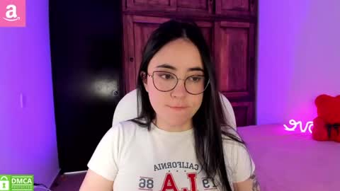 Aliceee  ..   97YP9VWGZHrefnav wishlist lists 1 online show from June 24, 5:56 pm