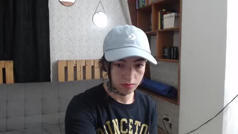 alicee_logan_ online show from February 18, 2:27 am