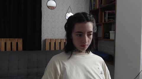 alicee_logan_ online show from February 27, 2:21 am
