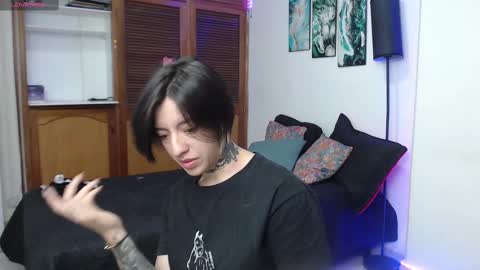 alicee_logan_ online show from September 26, 3:21 am