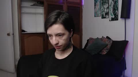 alicee_logan_ online show from November 20, 1:06 am