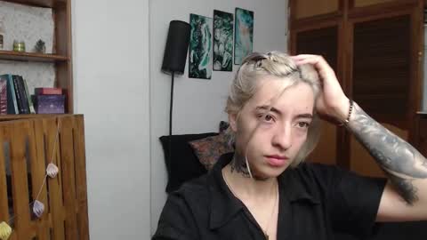 alicee_logan_ online show from March 5, 4:19 am