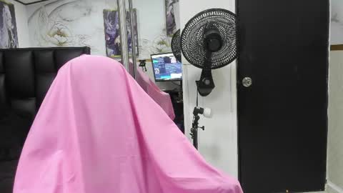 alicee online show from June 18, 7:51 pm