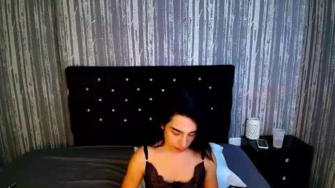 alicee_moonn online show from March 16, 8:24 pm