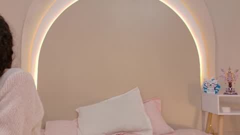 alice online show from March 26, 9:20 pm