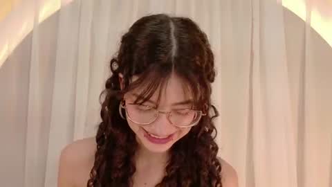 Snapshot of alicee_rodriguez chatting on July 17, 5:07 pm alice online show from July 17, 5:07 pm
