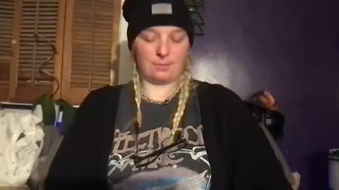 Alice online show from January 8, 10:34 pm