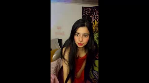 Snapshot of alicekingdom chatting on December 20, 1:45 am Alicekingdom online show from December 20, 1:45 am