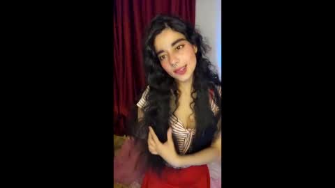 Snapshot of alicekingdom chatting on February 3, 12:20 am Alicekingdom online show from February 3, 12:20 am