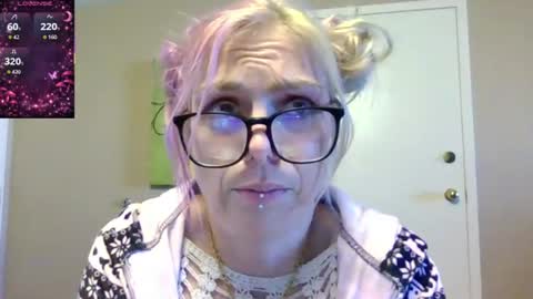 Alice Liddell online show from June 24, 12:20 am