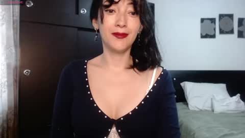 alicelove75 online show from July 12, 9:50 pm