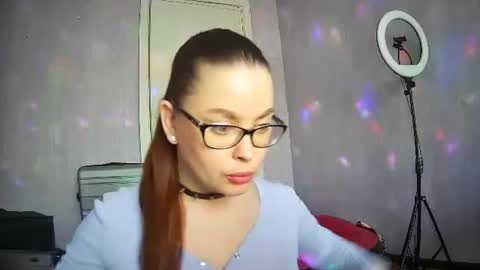 Snapshot of alicexfresh chatting on March 31, 8:15 am AlicexFresh online show from March 31, 8:15 am