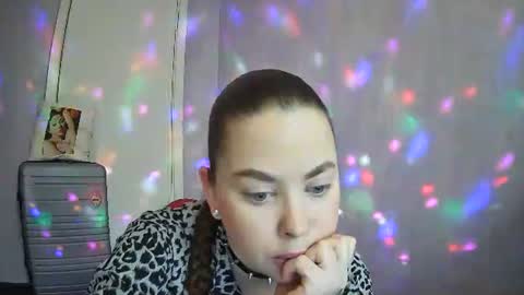 AlicexFresh online show from April 21, 10:54 am