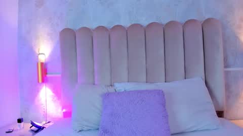 Snapshot of alicia_jerez1 chatting on January 14, 8:58 pm Alice online show from January 14, 8:58 pm