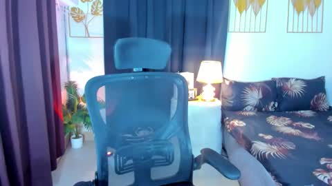 Snapshot of aliciacum chatting on October 30, 2:02 am aliciacum online show from October 30, 2:02 am