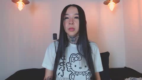    online show from April 2, 2:09 am