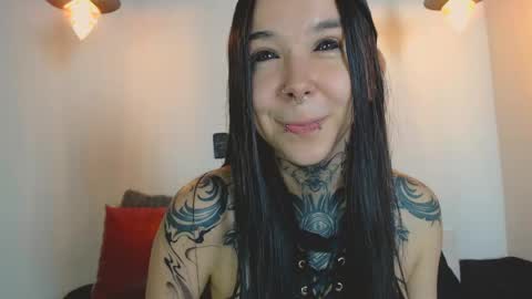    online show from April 25, 1:30 am