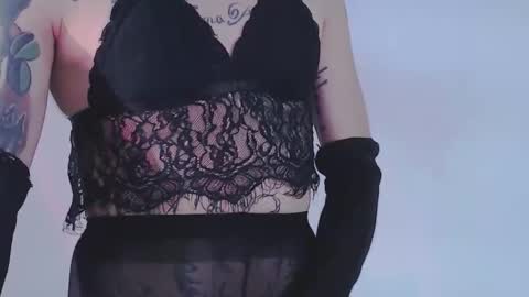     online show from May 20, 11:55 pm