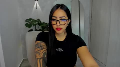 Ali  online show from March 20, 11:15 am