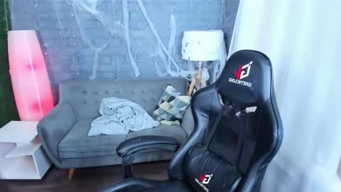 Alice online show from December 28, 1:18 am