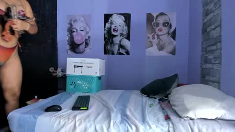 alika online show from February 17, 8:36 pm