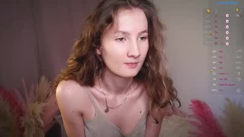 alika_l_v online show from February 28, 4:41 pm
