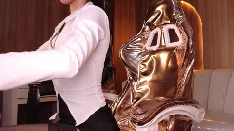 alina_b_ online show from March 10, 8:14 pm