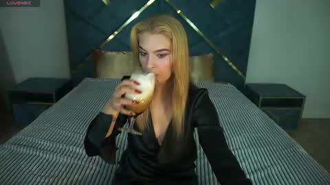 Alina online show from June 19, 8:34 pm