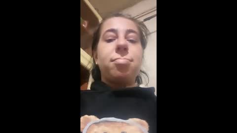 Snapshot of alinasis chatting on February 8, 2:53 pm AlinaSiS online show from February 8, 2:53 pm