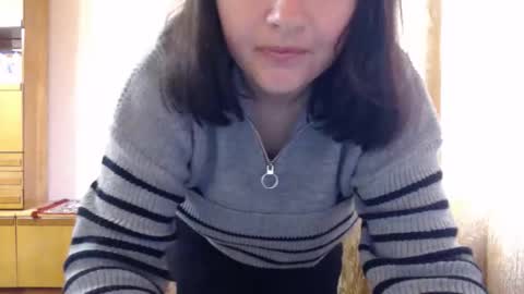 AlinaxJames online show from April 23, 9:30 am