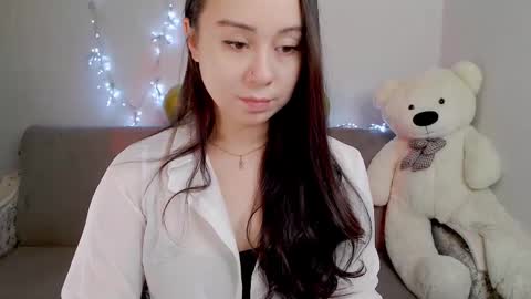 Snapshot of alinaxrose chatting on October 25, 11:21 pm AlinaXRose online show from October 25, 11:21 pm