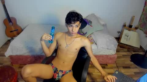 AliotTwink online show from January 18, 3:21 am