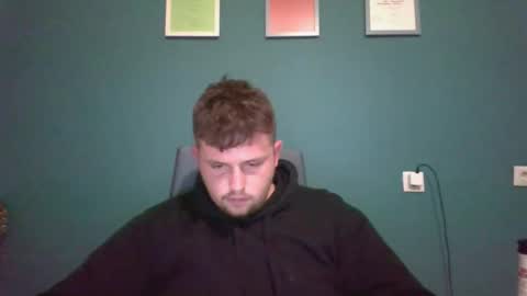 Snapshot of aliprcalica1 chatting on November 27, 11:51 pm Chris online show from November 27, 11:51 pm