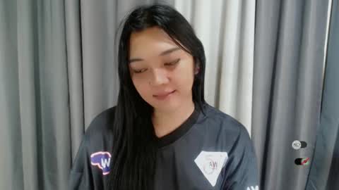 Shanti xhey online show from February 27, 4:21 pm