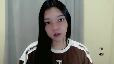 Shanti xhey online show from March 3, 7:21 am