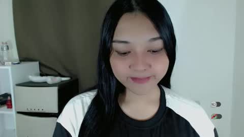 Shanti xhey online show from March 1, 9:22 am